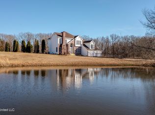 3160 Grand Oaks Dr, Hernando, MS 38632