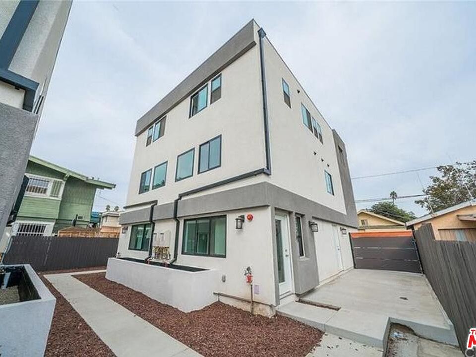 1st image of 4112 S Normandie Ave #1