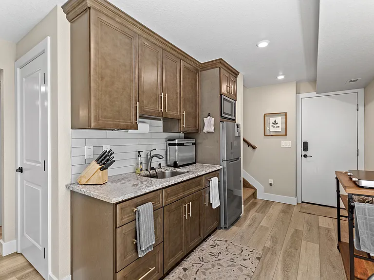 3175 Hamal Cir — Photo 58