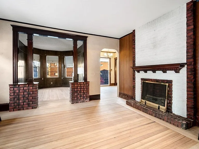 14 Windsor Rd #2 — Photo 11