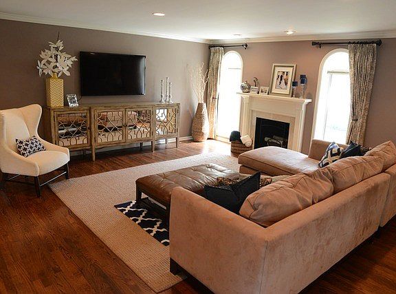 4th image of 1100 Cayuga Dr