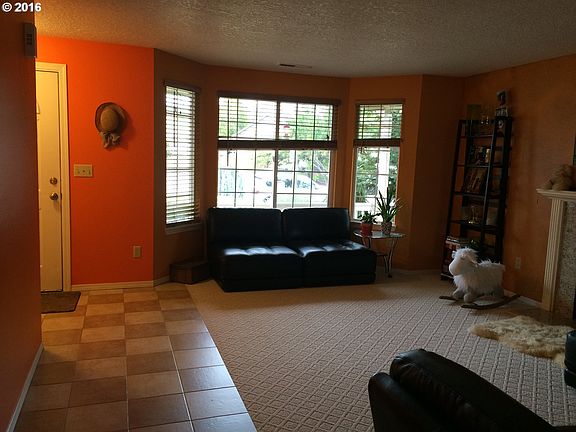3rd image of 13713 NE 88th St