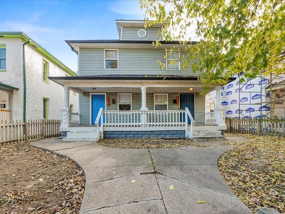 1119 N Dearborn St