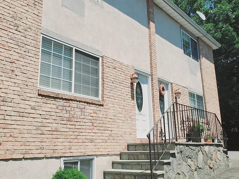 119 Highview Ave #2 — Photo 11