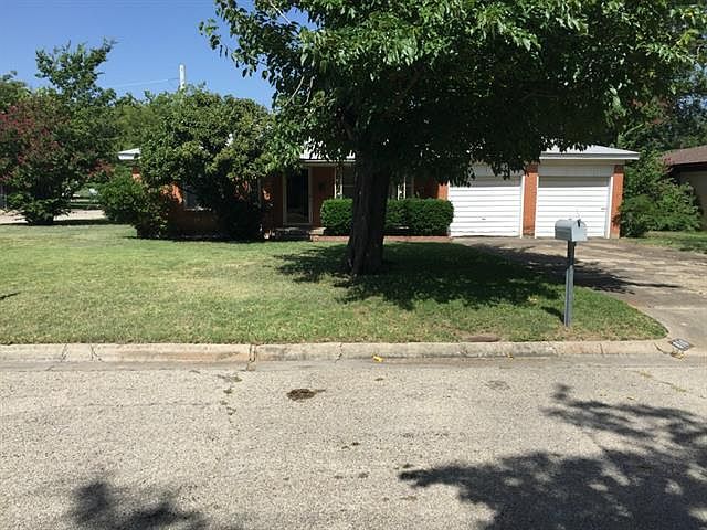 1st image of 616 Perry Dr