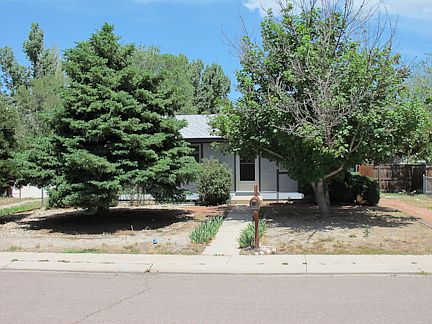 Front w/mature trees