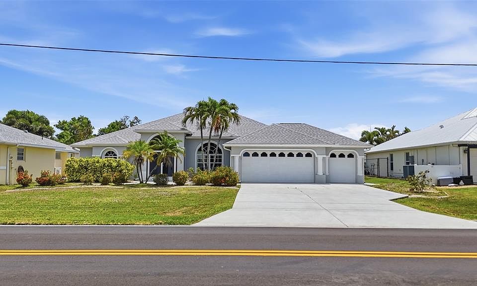 1st image of 885 Rotonda Cir