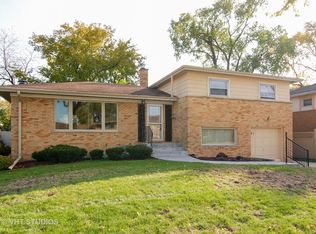 651 Winston Dr, Melrose Park, IL