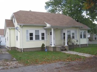 20 Princeton Ave, Pawtucket, RI 02860