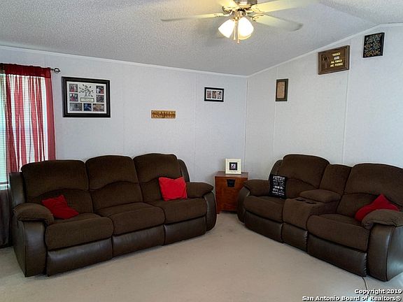 3rd image of 345 Avery Cir