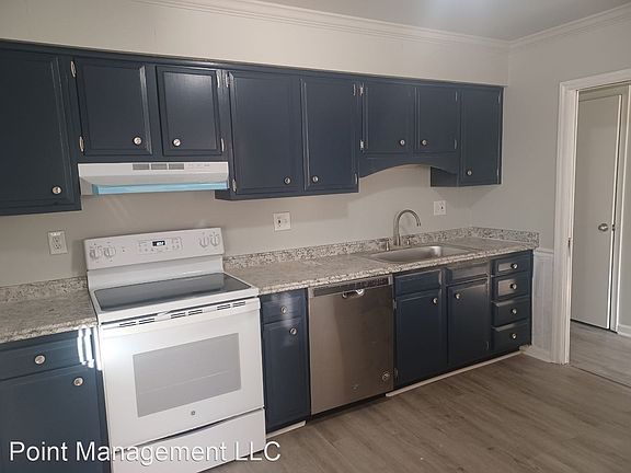 2nd image of 426 Keesling Ave