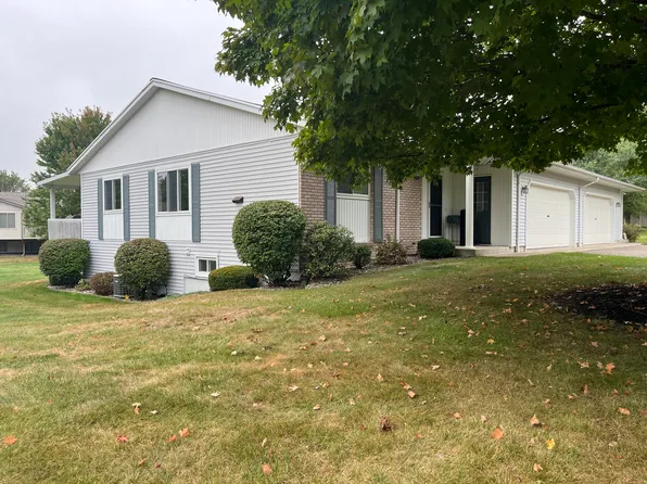 6459 Leisure Creek Dr SE, Caledonia, MI 49316