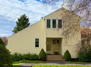 225 Woodland Dr, Roxbury, NY 12474