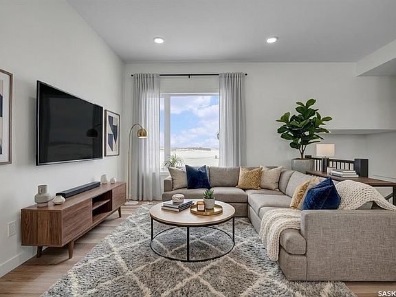 3rd image of 220 Veterans DRIVE