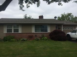 908 E 5th St, Newberg, OR 97132