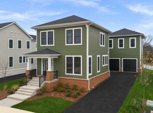 4253 Manor Dr, Marshall, VA 20115