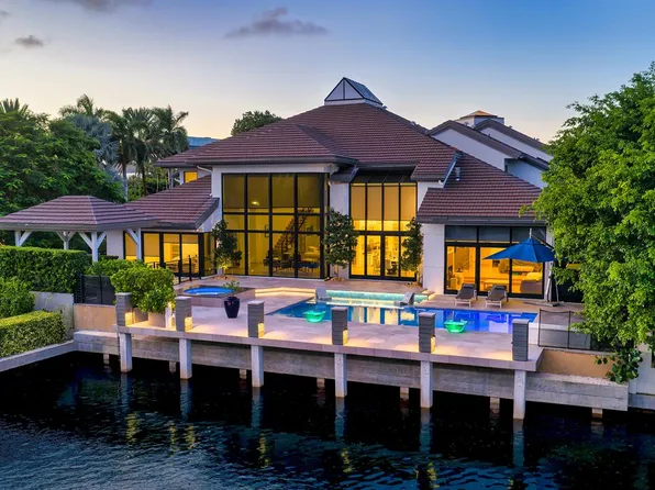 4698 Sanctuary Ln, Boca Raton, FL 33431