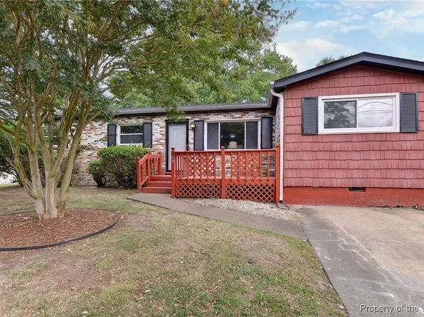 109 Phillips Ln, Newport News, VA 23602