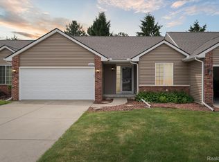 2063 W Ridge Dr, Davison, MI 48423