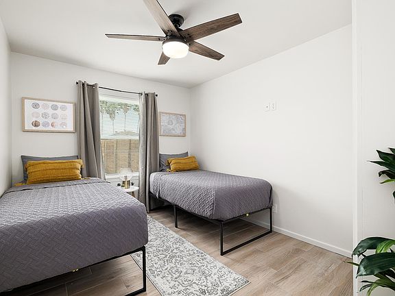 5th image of 617 Gastel Cir #4