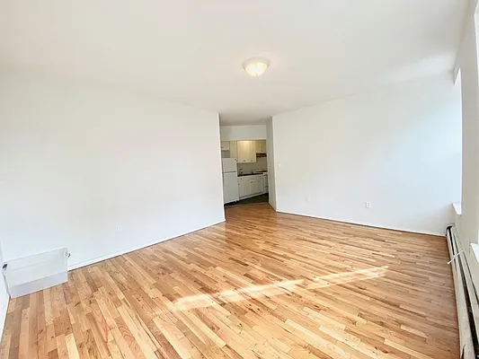 Rented by Zjama Realty Corp | media 3