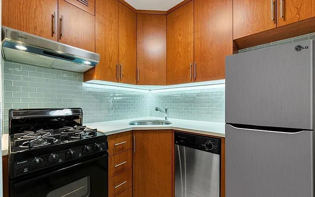 Rented by Keller Williams NYC | media 3