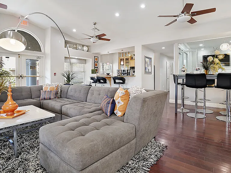 Gloria Park Villas — Photo 14