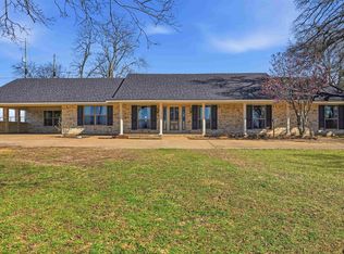 810 W Pine St, Winnsboro, TX 75494