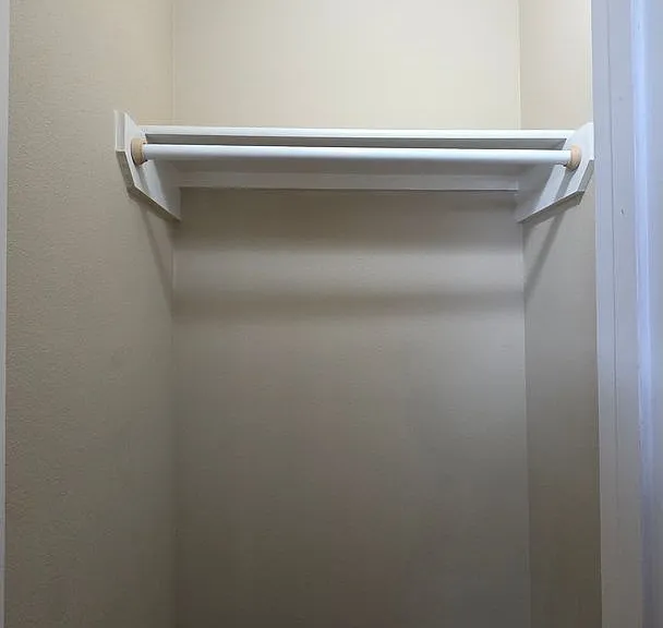 503 E Rice St — Photo 12
