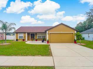 220 Valley Edge Dr, Minneola, FL 34715