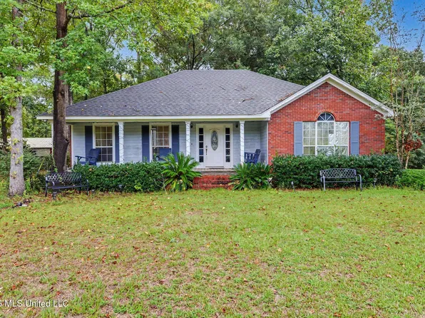 153 Old Mobile Hwy, Lucedale, MS 39452