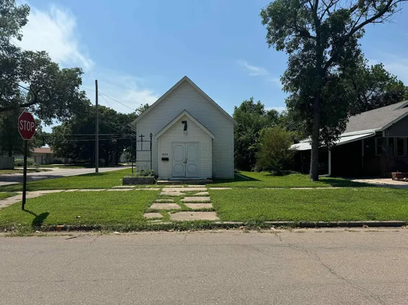 634 S Hastings Ave, Hastings, NE 68901