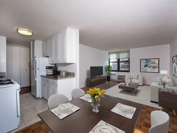 1749 2nd Avenue image 1 of 4