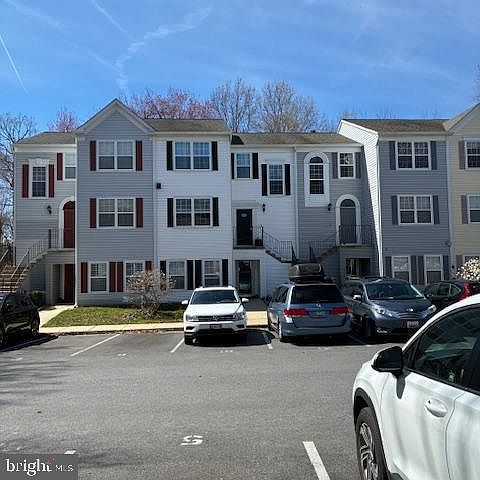 1st image of 10 Amberstone Ct