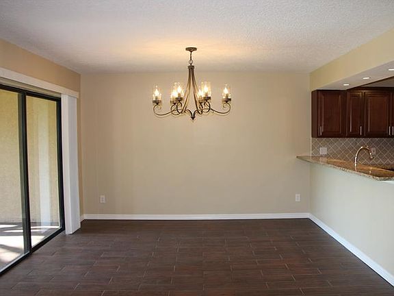 5th image of 8382 Sandpoint Blvd