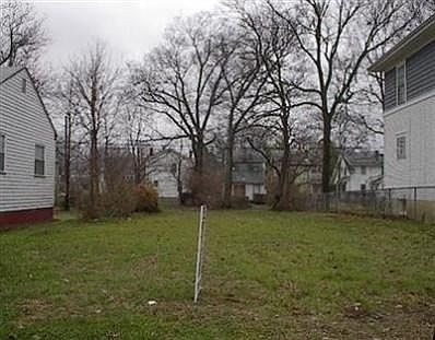 2nd image of 1734 Oakridge Dr