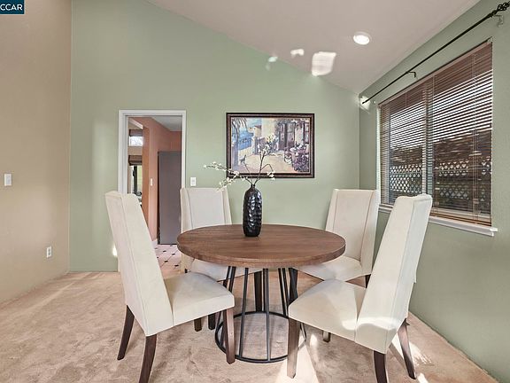 4th image of 1109 Discovery Way