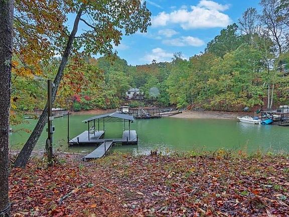 3rd image of 9780 Kings Rd