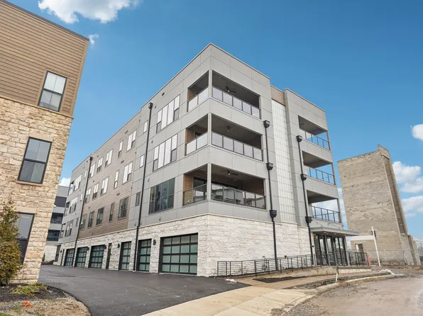 2842 Gunnison Dr #303, Columbus, OH 43228