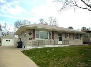 1604 9th Ave SW, Cedar Rapids, IA 52404