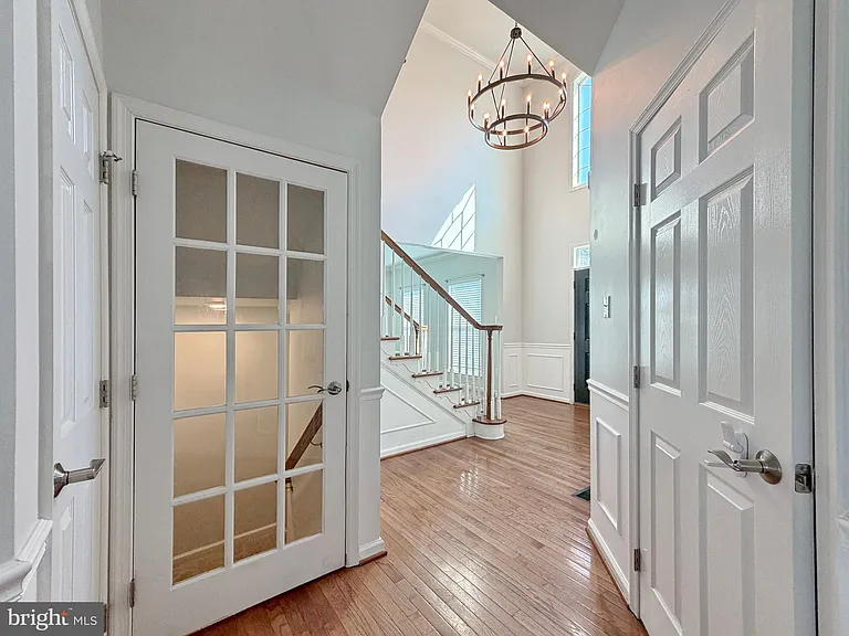 3429 Linden Grove Dr — Photo 32