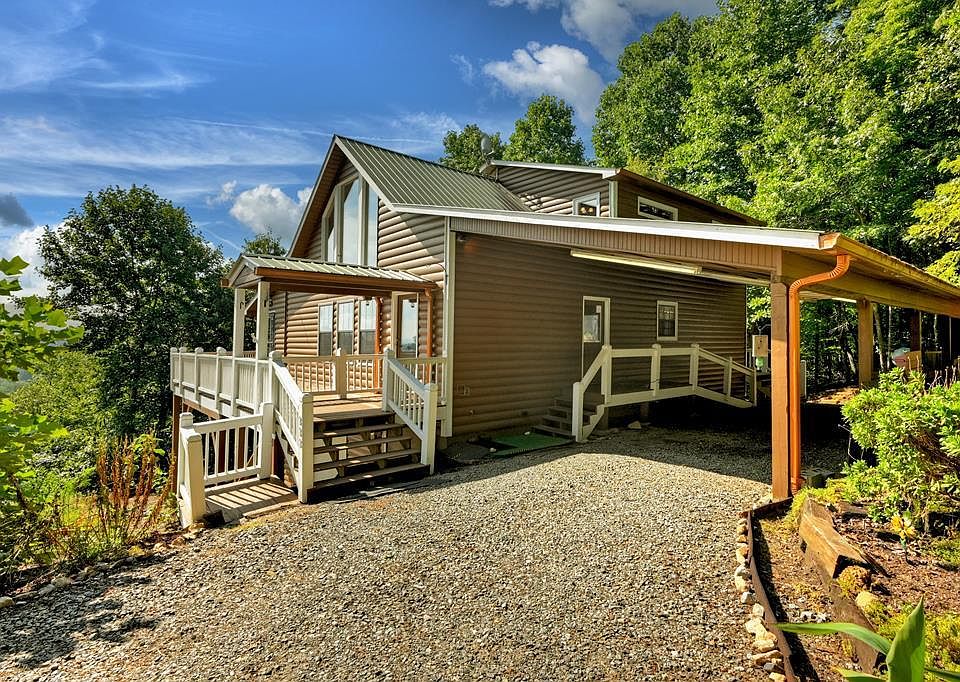 1st image of 222 Mountain Hideaway Ln