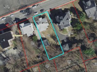 329 Franklin St, Mount Airy, NC 27030