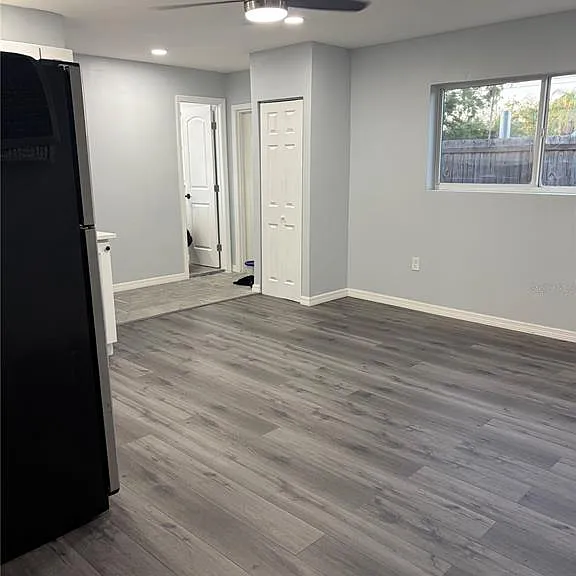 500 Montana Ave — Photo 16