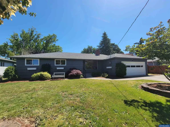 4074 Carolina Ave NE, Salem, OR 97305