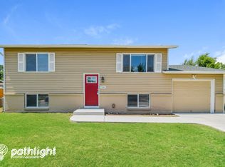 1520 Maxwell St, Colorado Springs, CO 80906