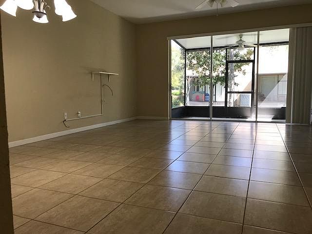 1st image of 2865 Polana St