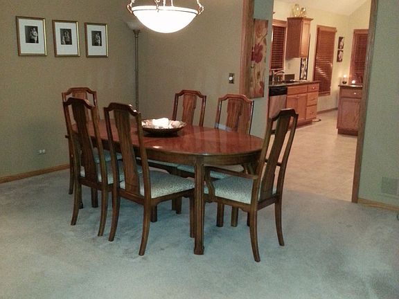 4th image of 356 Donna Ln