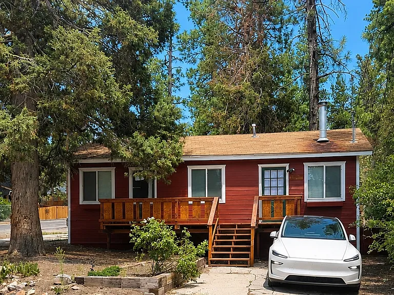 628 Booth Way — Photo 17