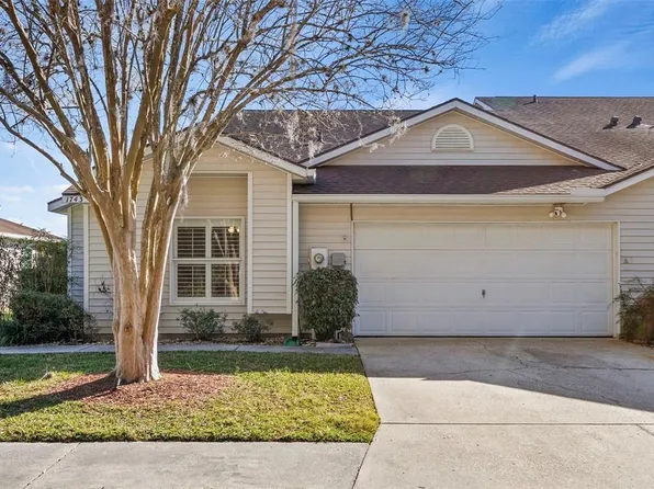 1743 Lake Heron Dr, Lutz, FL 33549